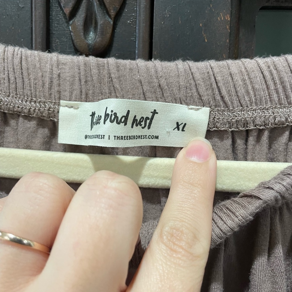 Three Birds Nest Mauve maxi skirt - Picture 2 of 2